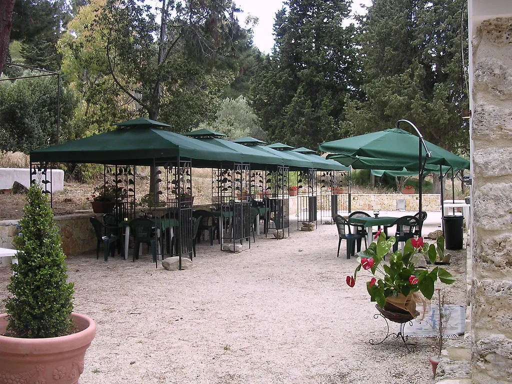 Turismo Rurale Baglio Fastuchera Alcamo 3*,  Italy